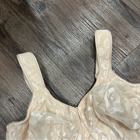 Wacoal Bra Women's 42DDD Cream Awareness Underwire Full Coverage - Picture 4 of 8